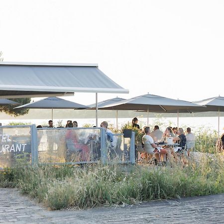 Le Pellerin L'Esplanade Hotel Restaurant Bar A Vin מראה חיצוני תמונה